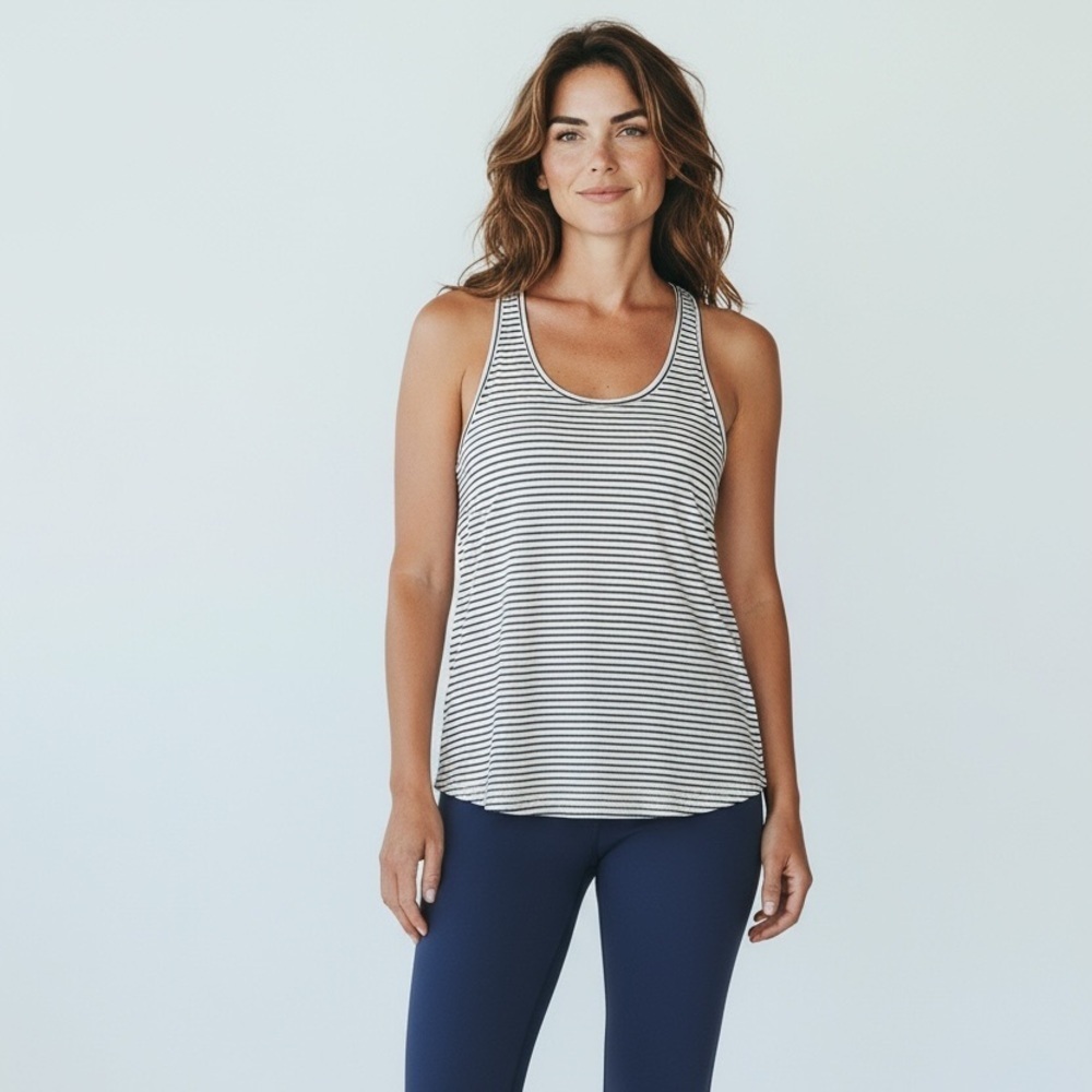 Athleta Navy and White Striped Tank XL workout gym shirt women’s top designer